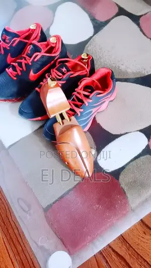 Adjustable Wooden Shoe Tree Size 43-44