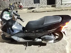 Yamaha 2025 Black