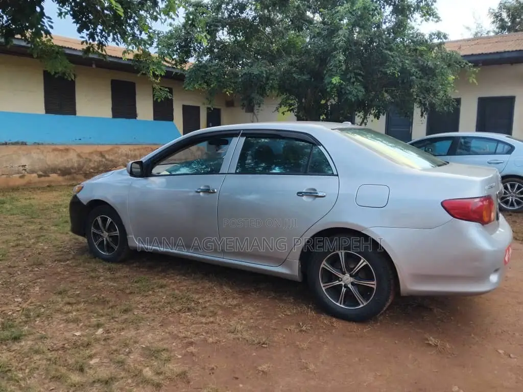 Toyota Corolla S 4dr Sedan (1.8L 4cyl 4A) 2011 Silver