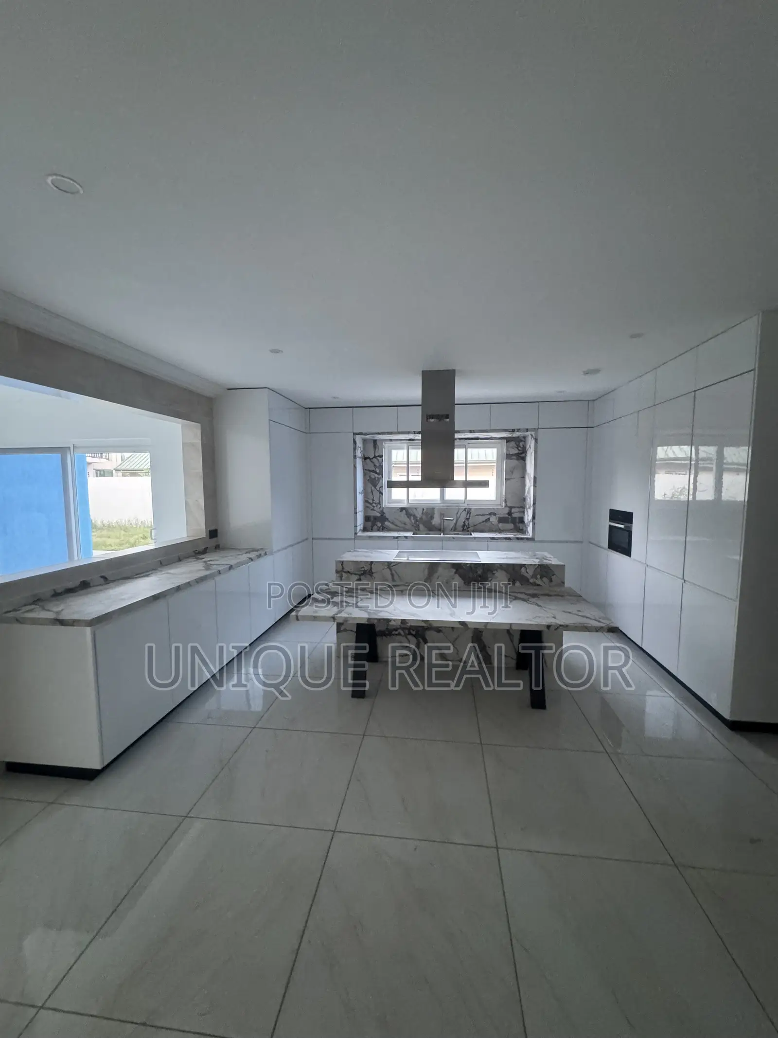 5bdrm House in Trassaco Phase 1, Ashaley Botwe for rent