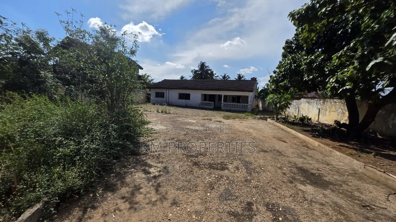 3bdrm Bungalow in Haatso for sale