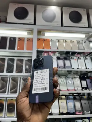 Apple iPhone 15 Pro 256 GB Graphite
