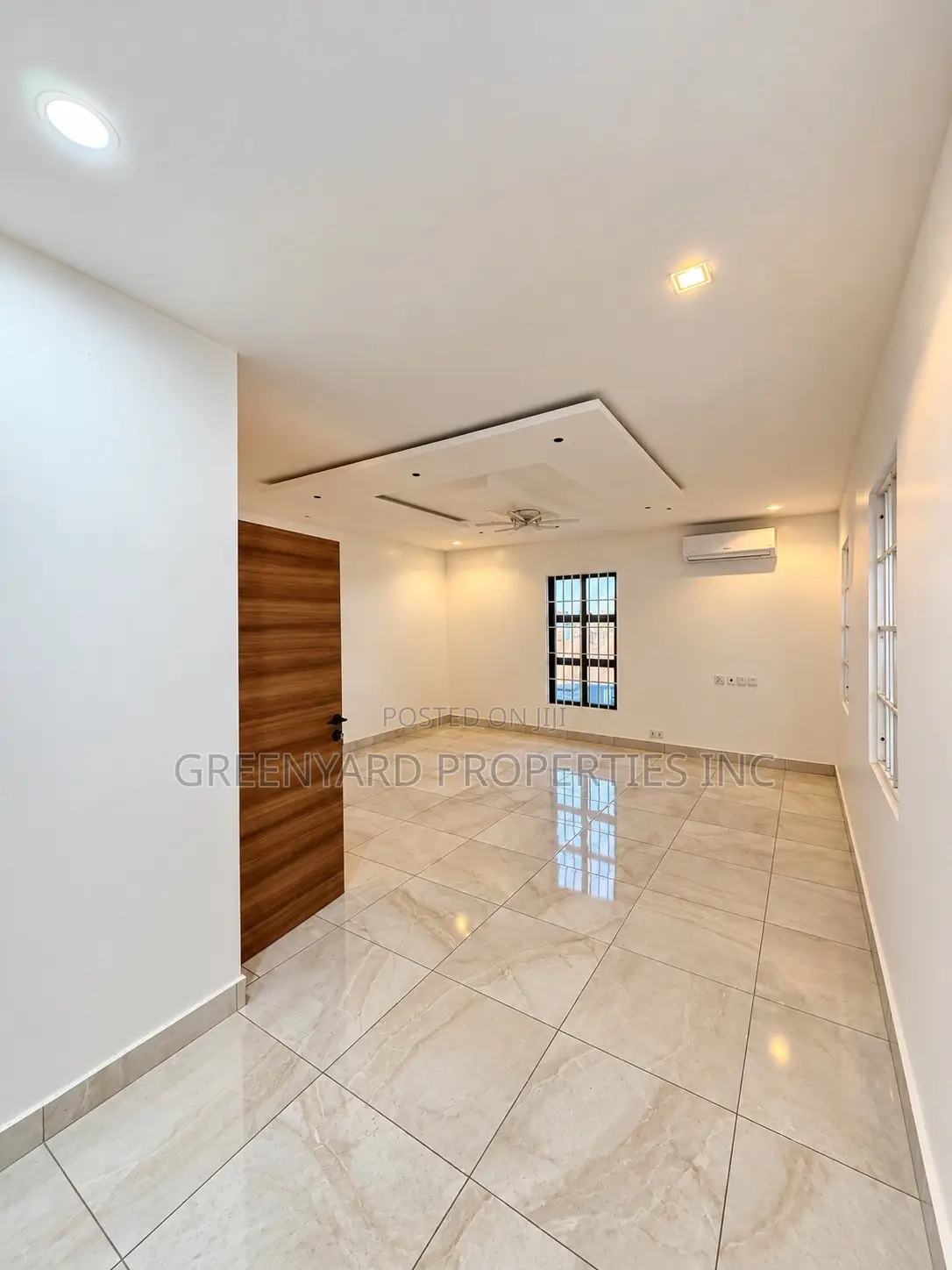5bdrm House in Extension, East Legon for sale
