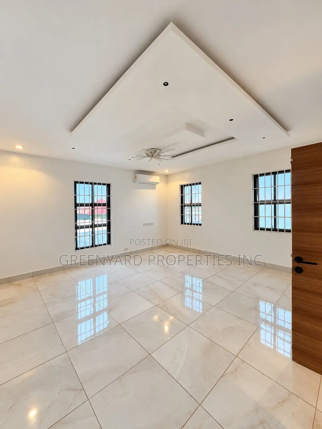 5bdrm House in Extension, East Legon for sale