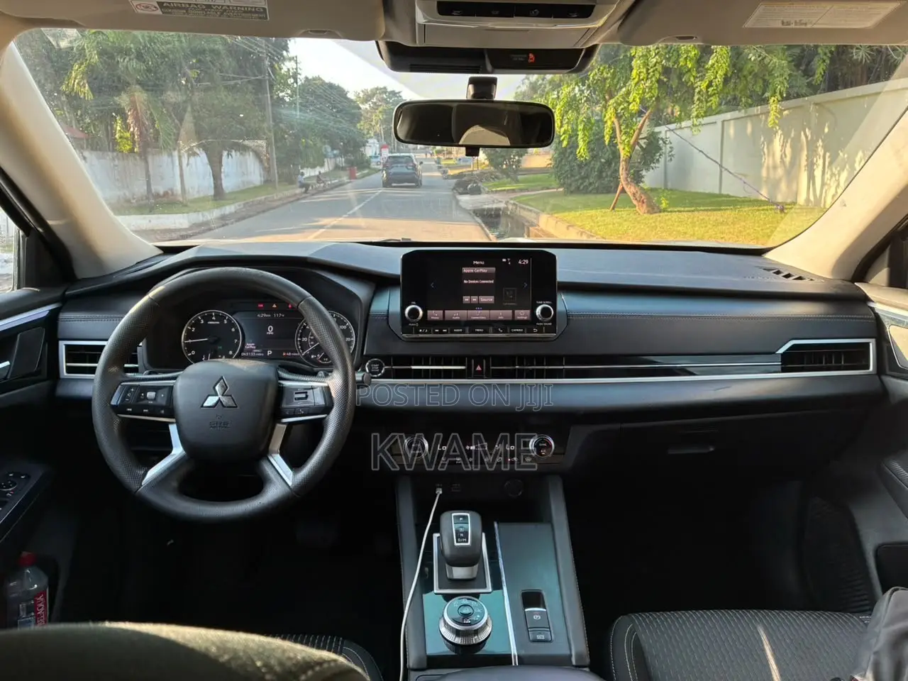 Mitsubishi Outlander SE 2022 Silver