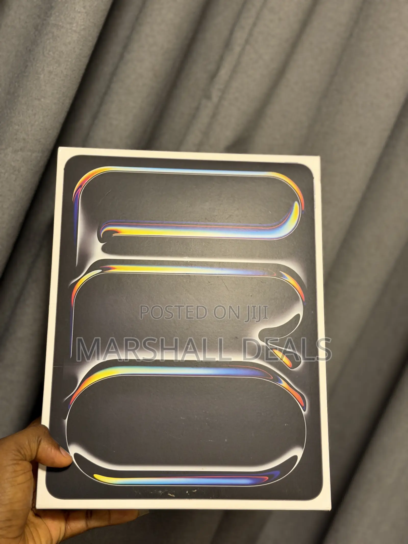New Apple iPad Pro 13 (2025) 256 GB Black