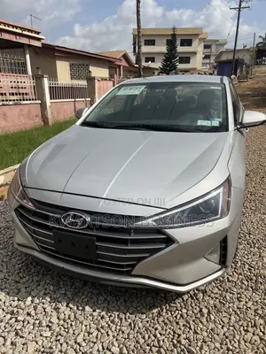 Hyundai Elantra SE 2019 Silver
