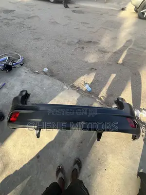 Toyota Highlander 2017 2018 2019 Back Bumper Complete
