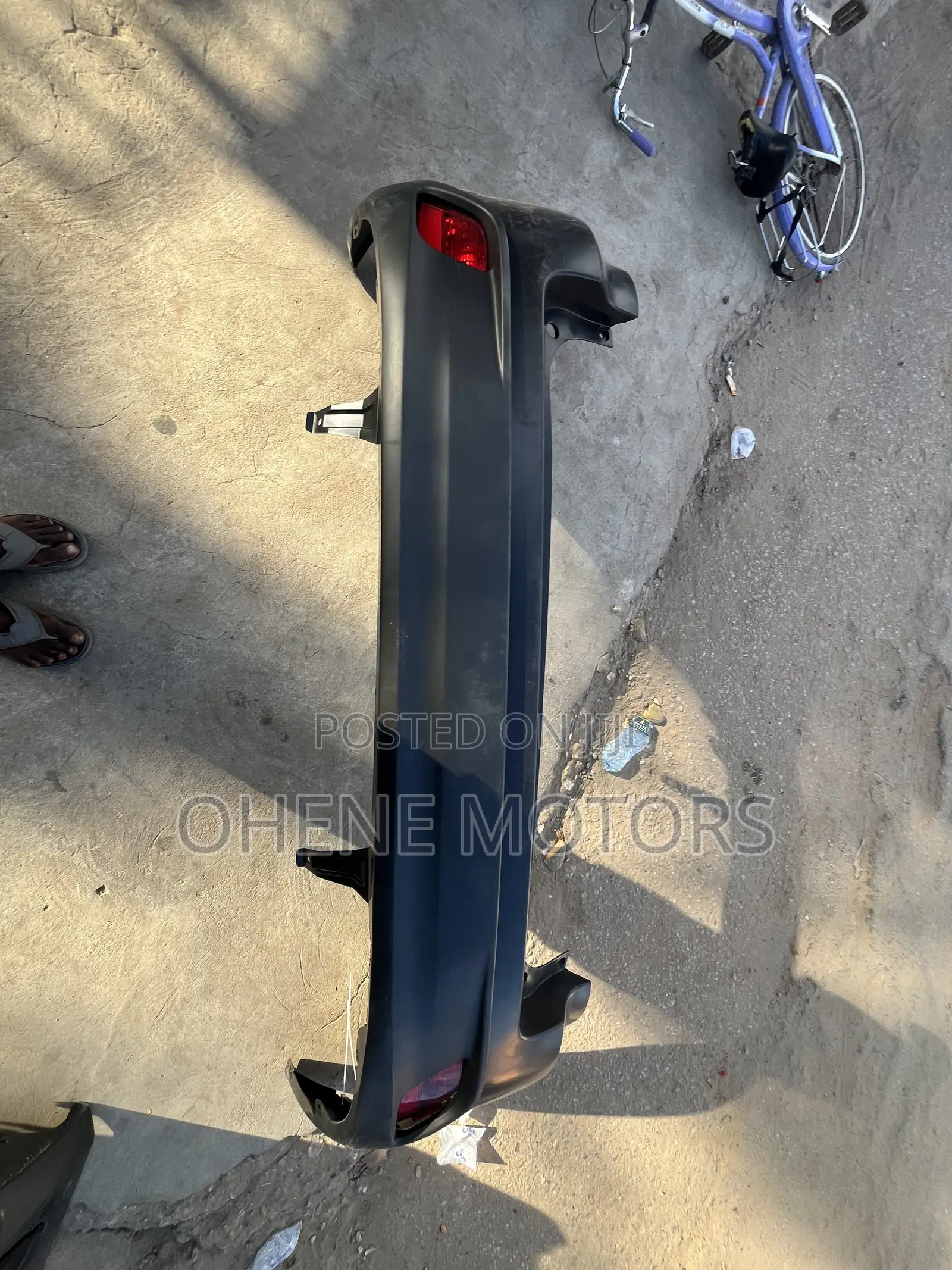 Toyota Highlander 2017 2018 2019 Back Bumper Complete