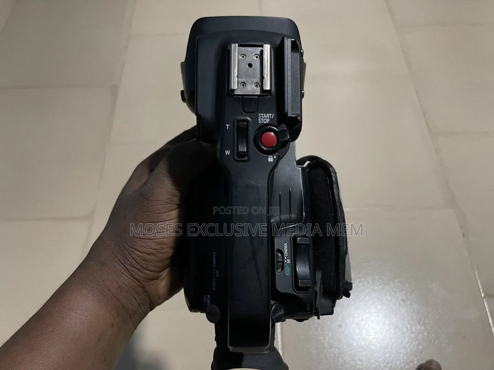 Canon XA11 – Professional Full HD Camcorder