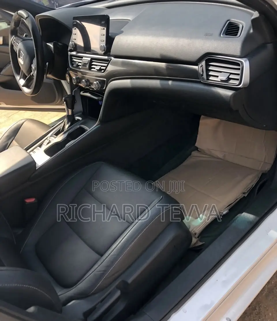 Honda Accord Sport (1.5L 4cyl Turbo CVT) 2019 White