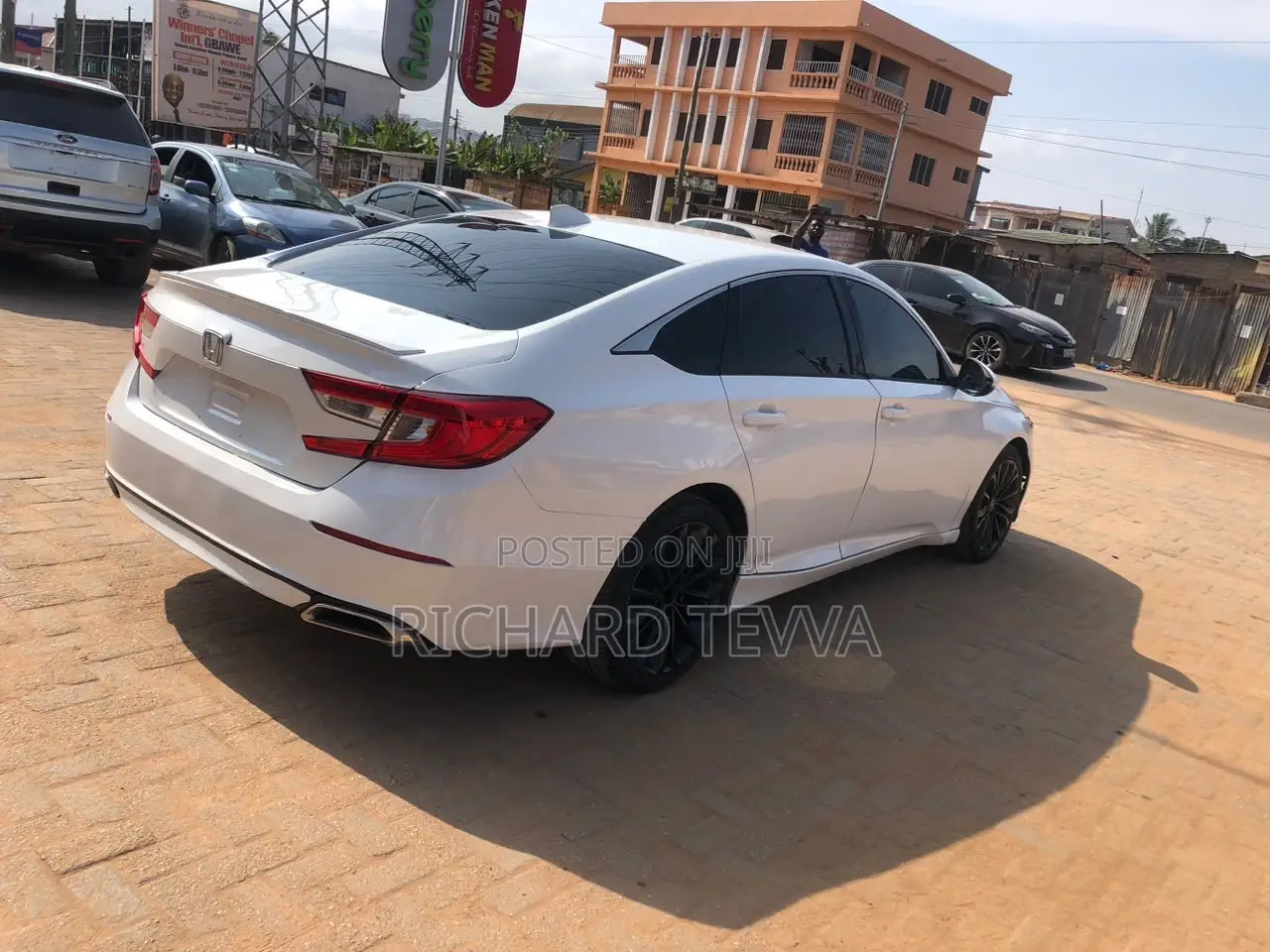Honda Accord Sport (1.5L 4cyl Turbo CVT) 2019 White