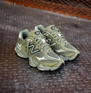 New Balance 9060
