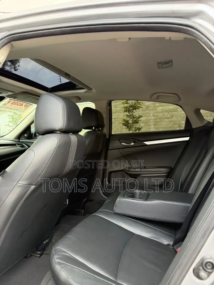 Honda Civic Touring Sedan 2020 Silver