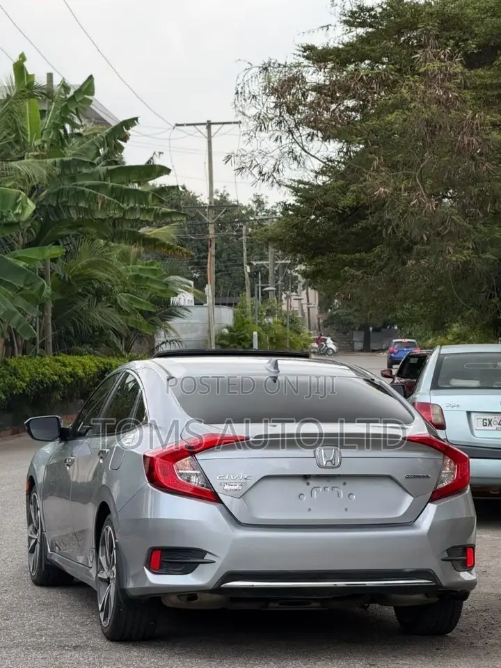 Honda Civic Touring Sedan 2020 Silver