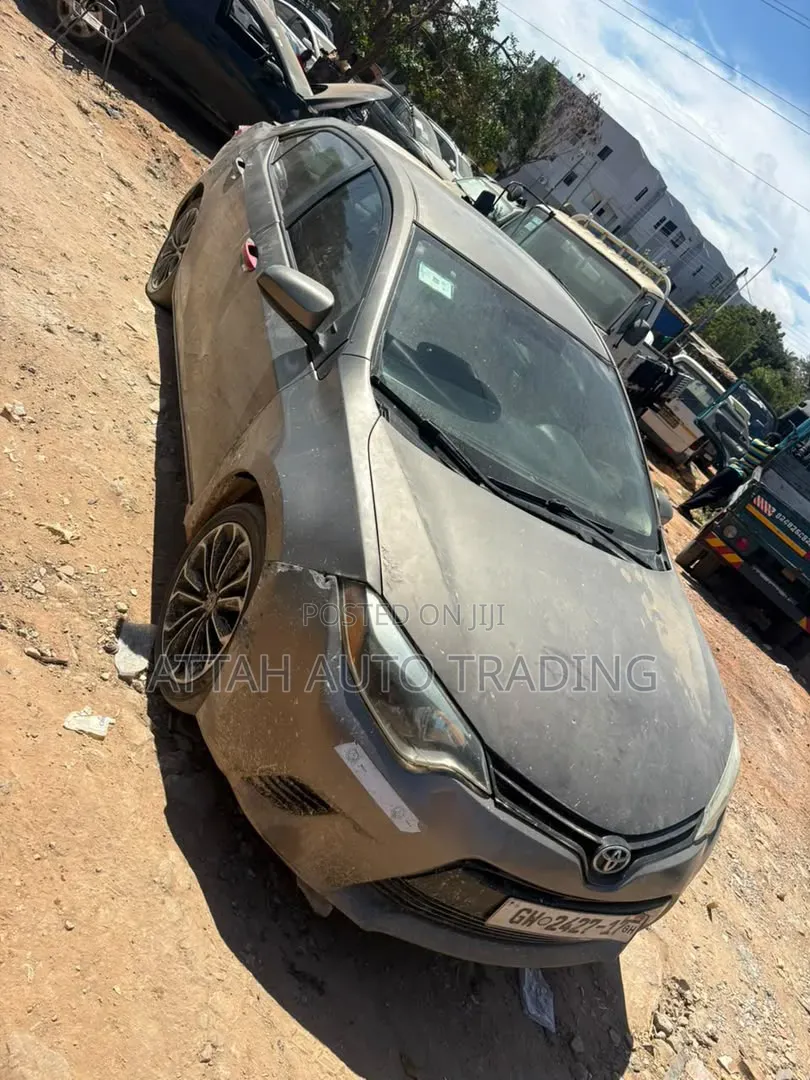 Toyota Corolla 2015 Silver