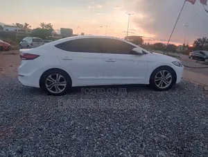 Hyundai Avante 2017 White