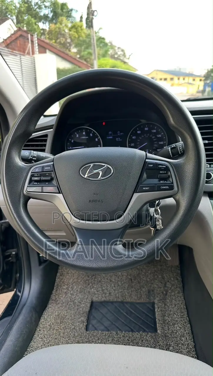 Hyundai Elantra SE 2018 Black