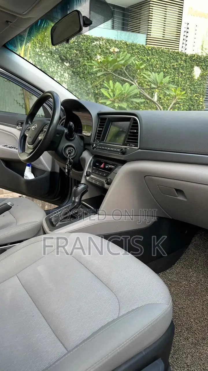 Hyundai Elantra SE 2018 Black