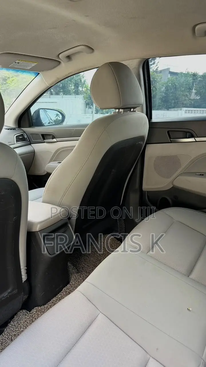 Hyundai Elantra SE 2018 Black