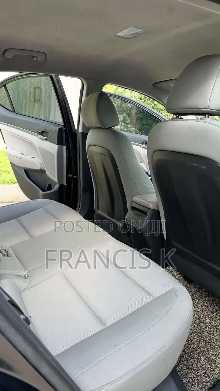Hyundai Elantra SE 2018 Black