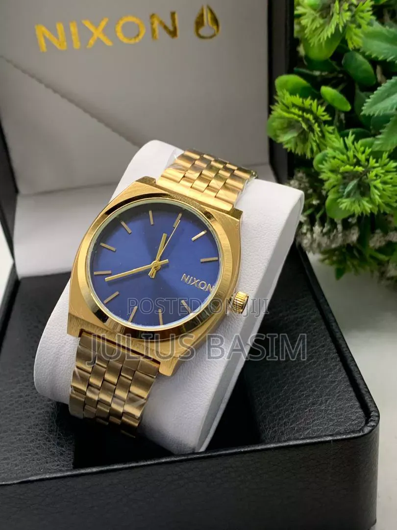 Nixon in Box