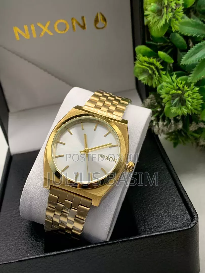 Nixon in Box
