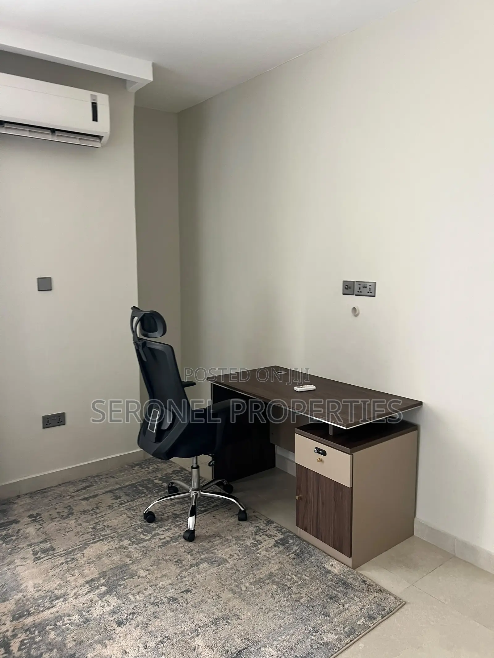 Furnished 4bdrm House in Seronel Properties, Airport Residential Area