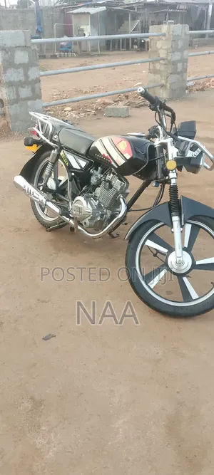 New Royal Motorcycle 2026 Black