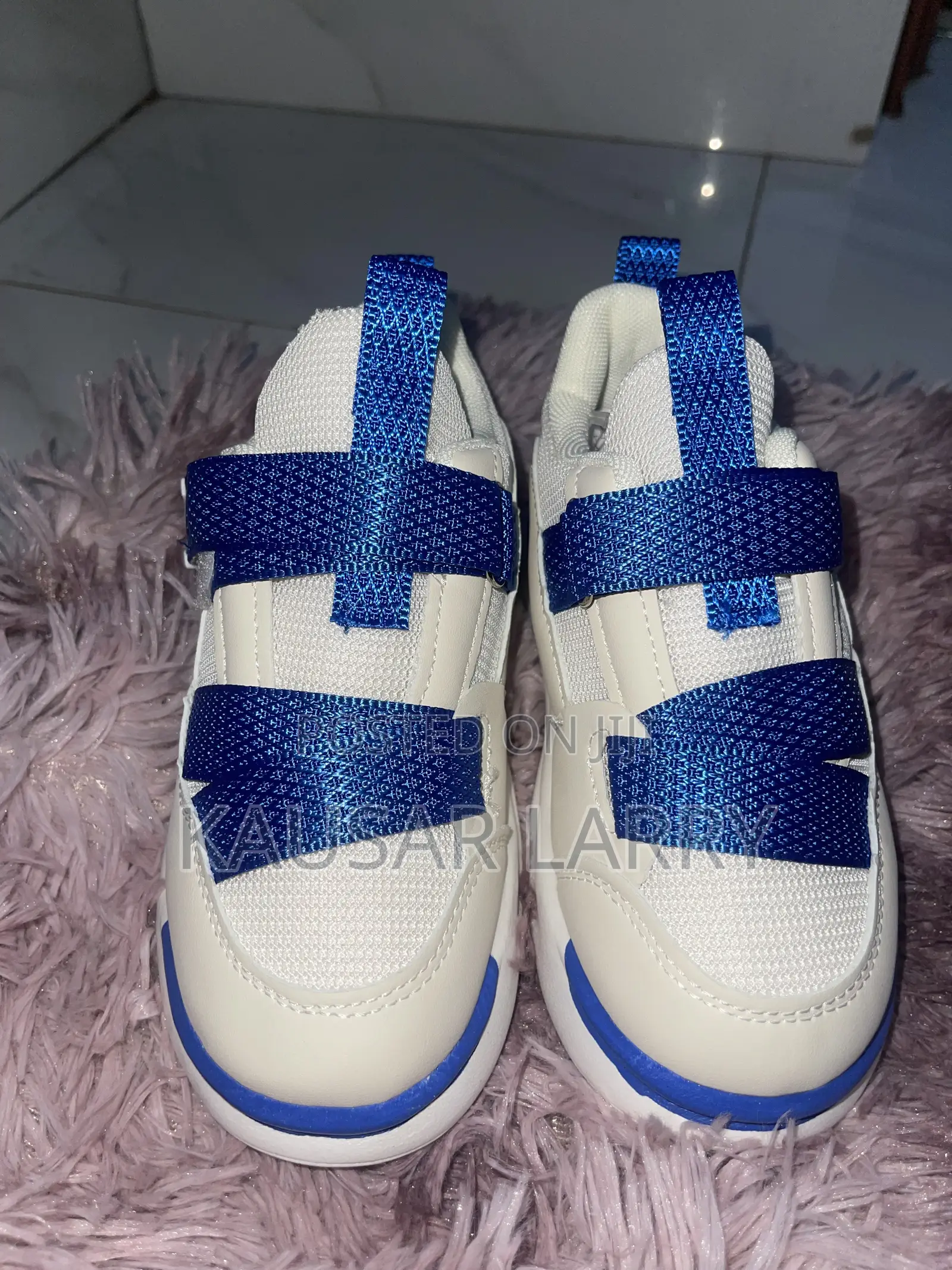 Comfortable and Easy to Wear Sneaker