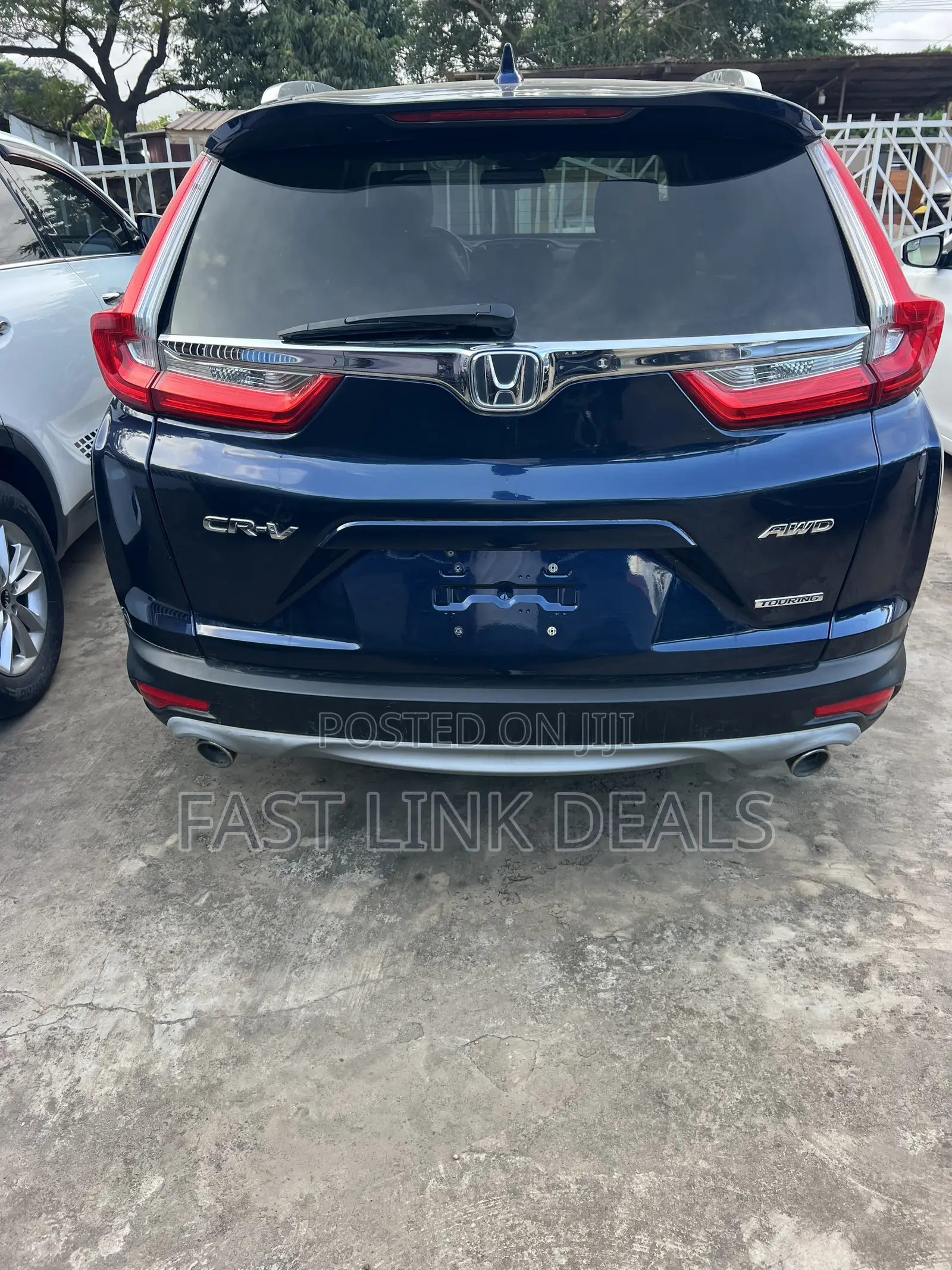 Honda CR-V Touring AWD 2019 Blue