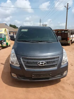 Hyundai Starex 2017 Blue