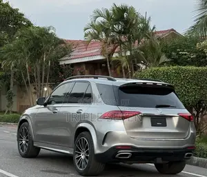 Mercedes-Benz GLE-Class GLE 350 4MATIC 2021 Gold