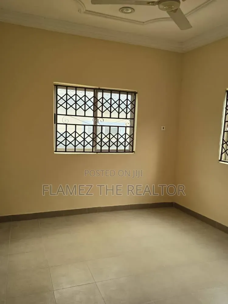 3bdrm House in Koans Estate, Amasaman for rent