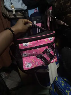 Male or Female Worker Needed for Bag Shop