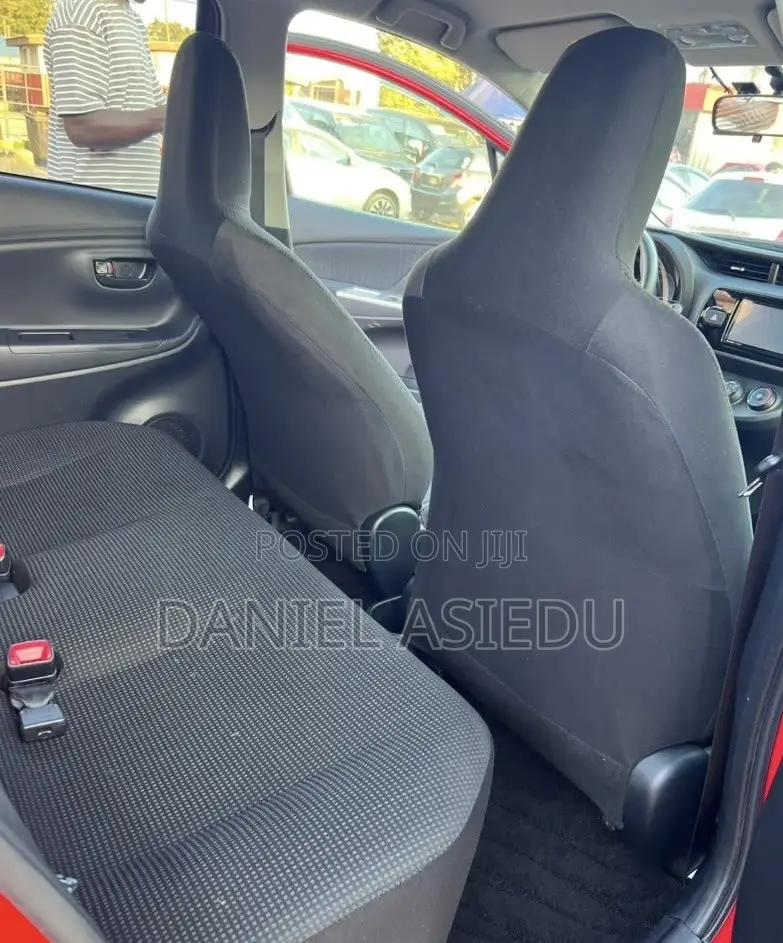 Toyota Vitz 1.3 AWD 3dr 2015 Red