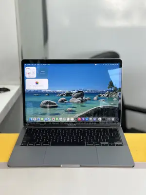 Laptop Apple MacBook Pro 2020 16GB Apple M1 SSD 512GB