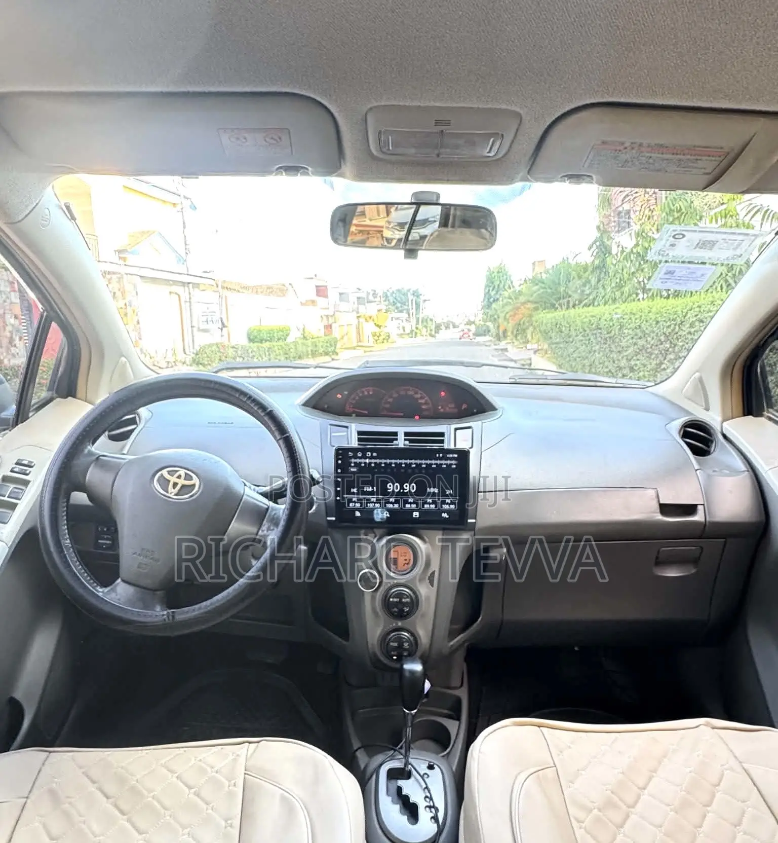Toyota Vitz 1.3 AWD 5dr 2010 Blue