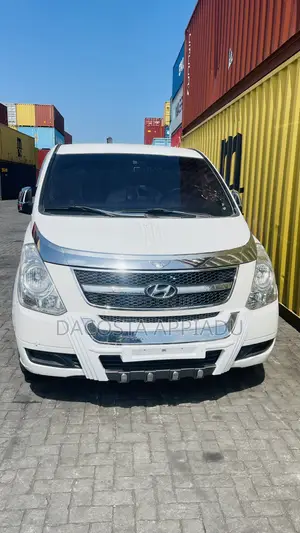 Hyundai Starex 2016 Silver