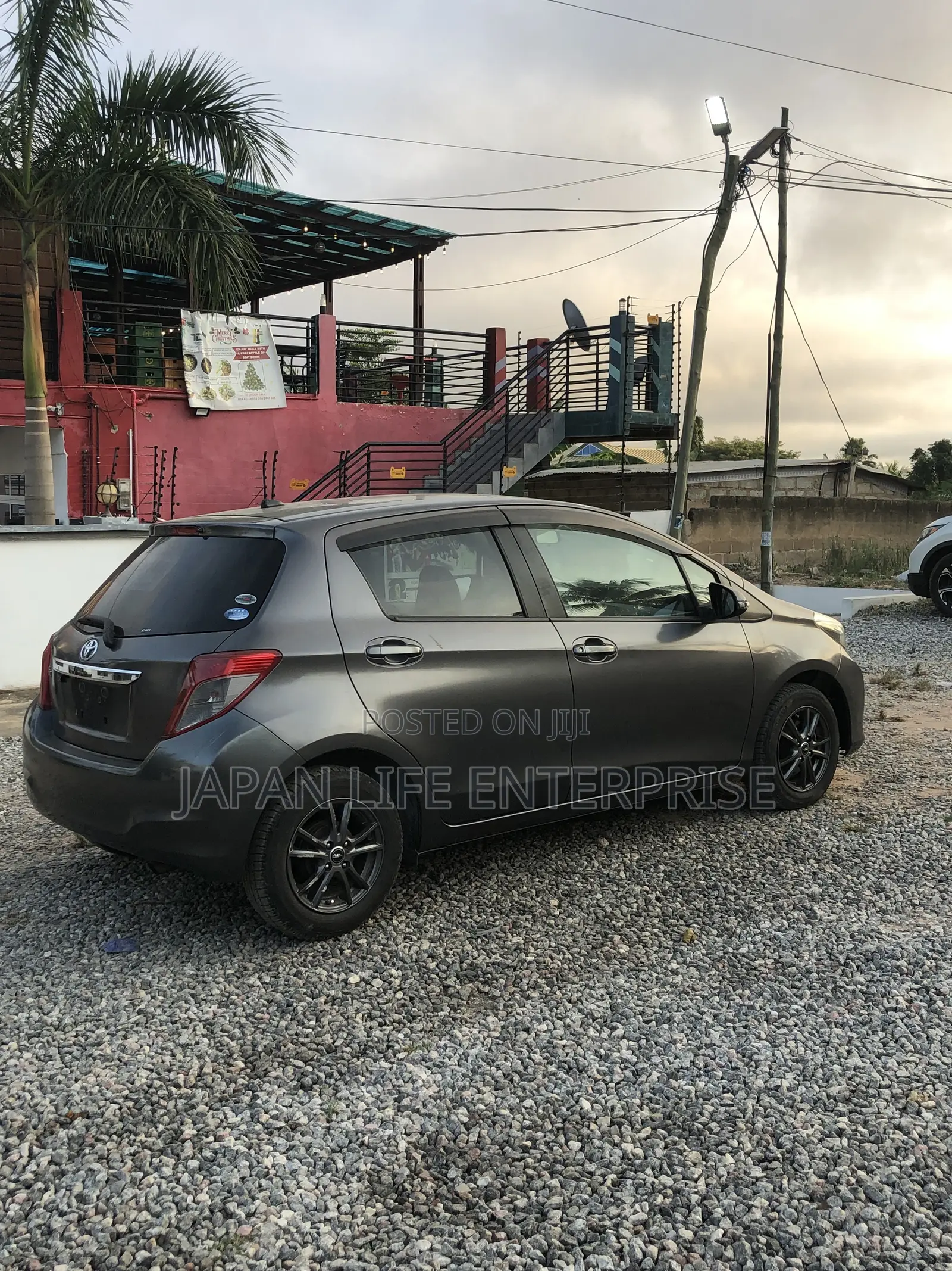 Toyota Vitz 2011 Teal