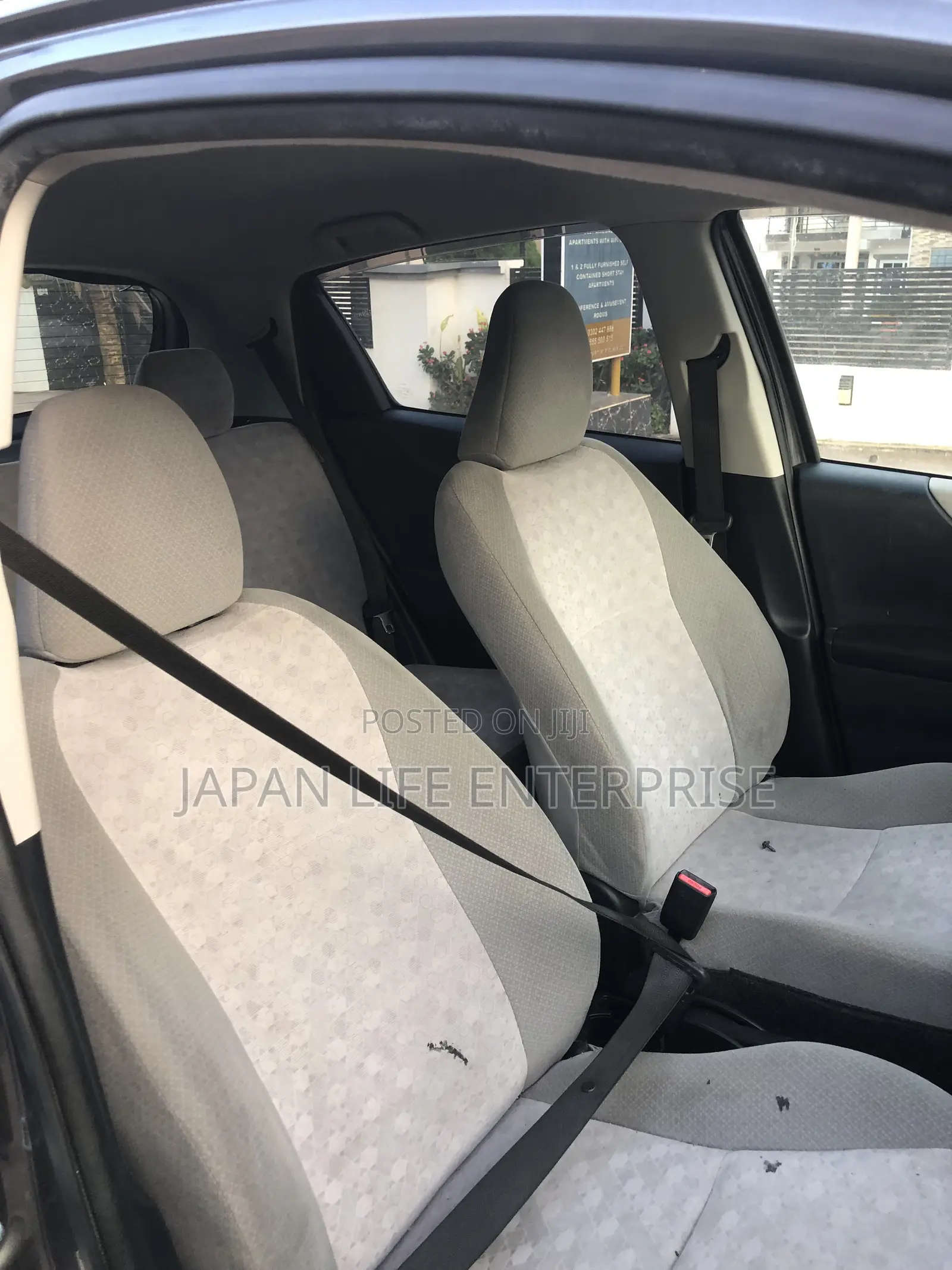 Toyota Vitz 2011 Teal