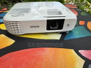 Epson Powerlite 108 Projector.