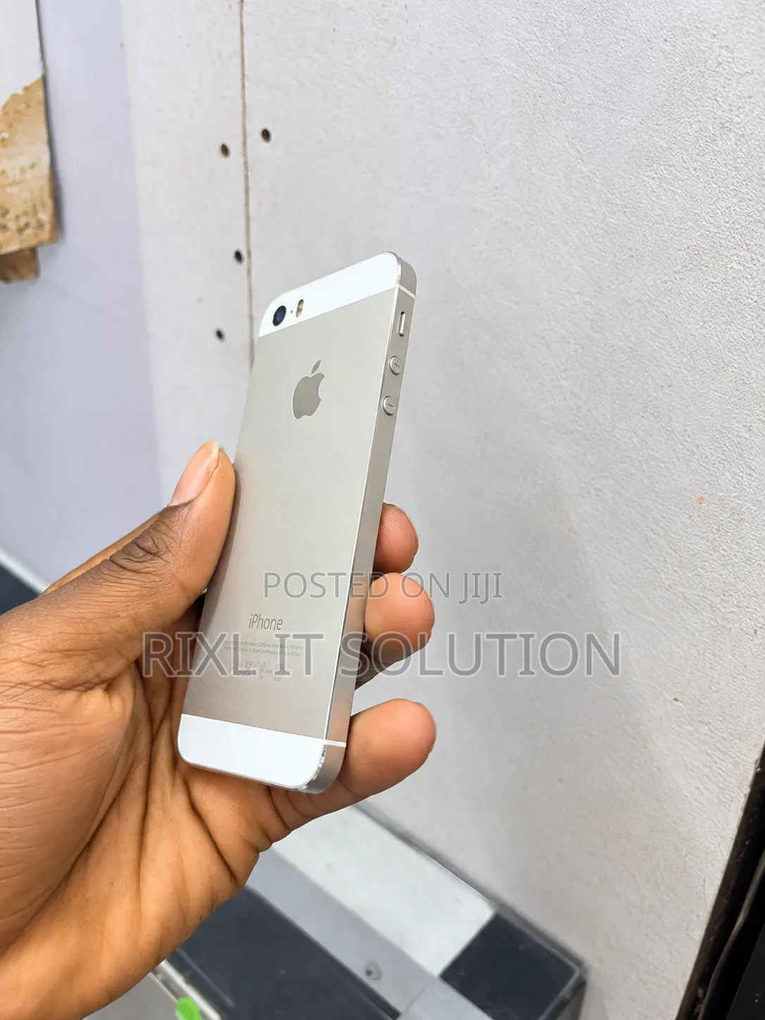 Apple iPhone 5s 32 GB Gold