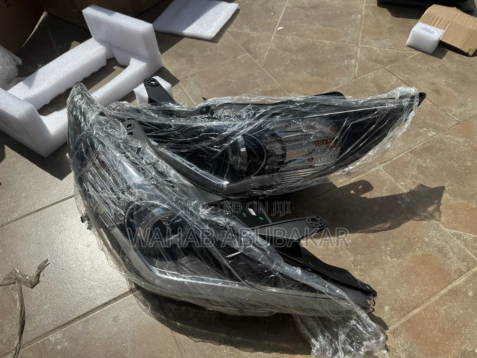 Hyundai Sonata 2012 Headlights Pair Spec