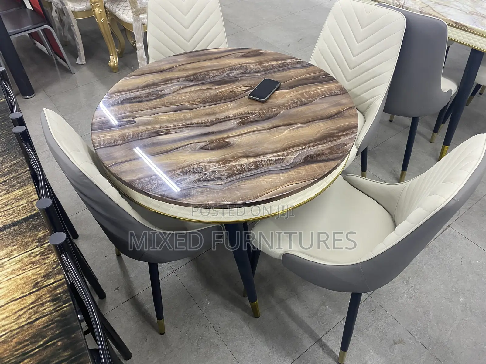 Round Marble Table With 4 Chairs