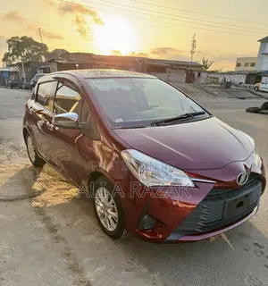 Toyota Vitz 1.3 FWD 5dr 2017 Red