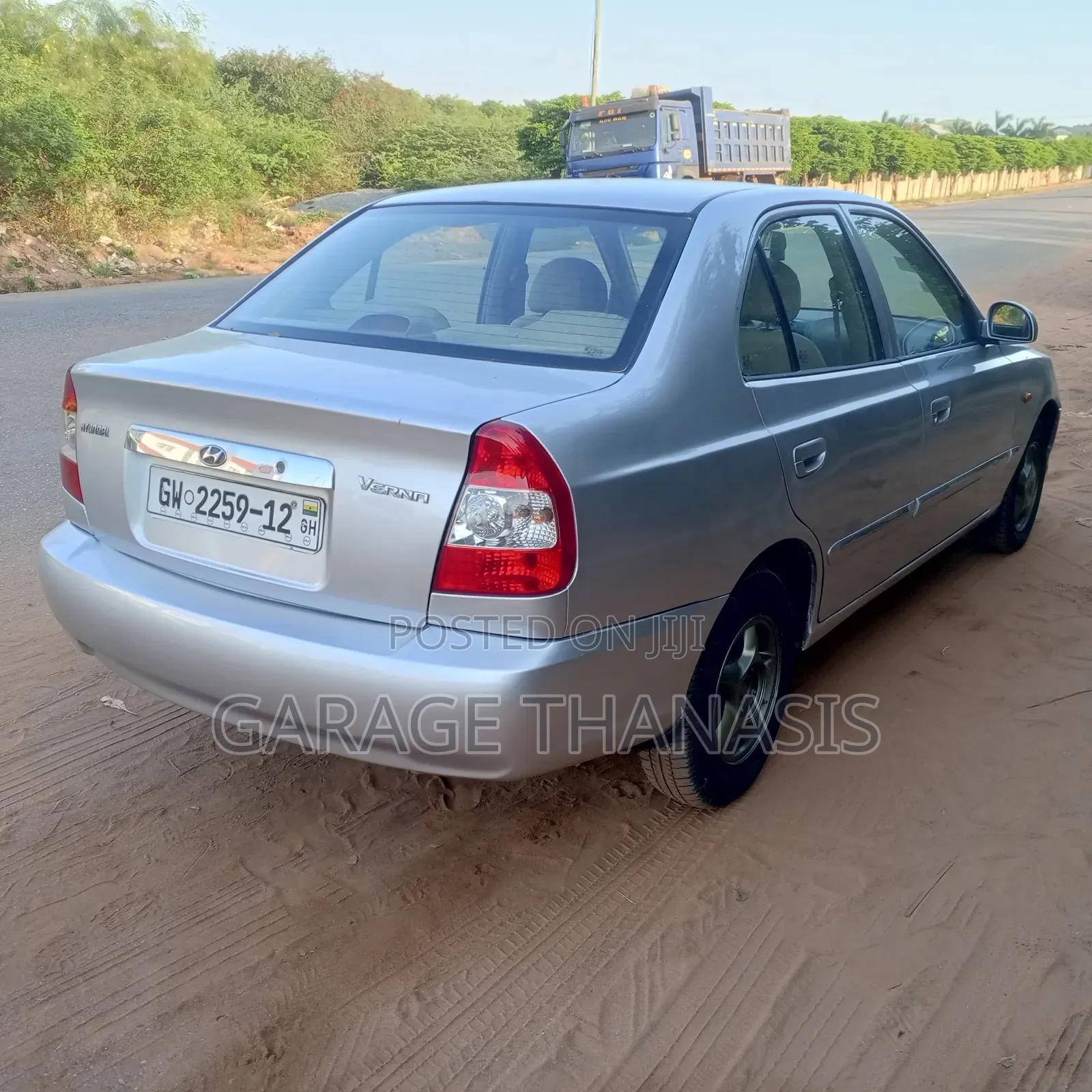 Hyundai Verna 2004 Silver