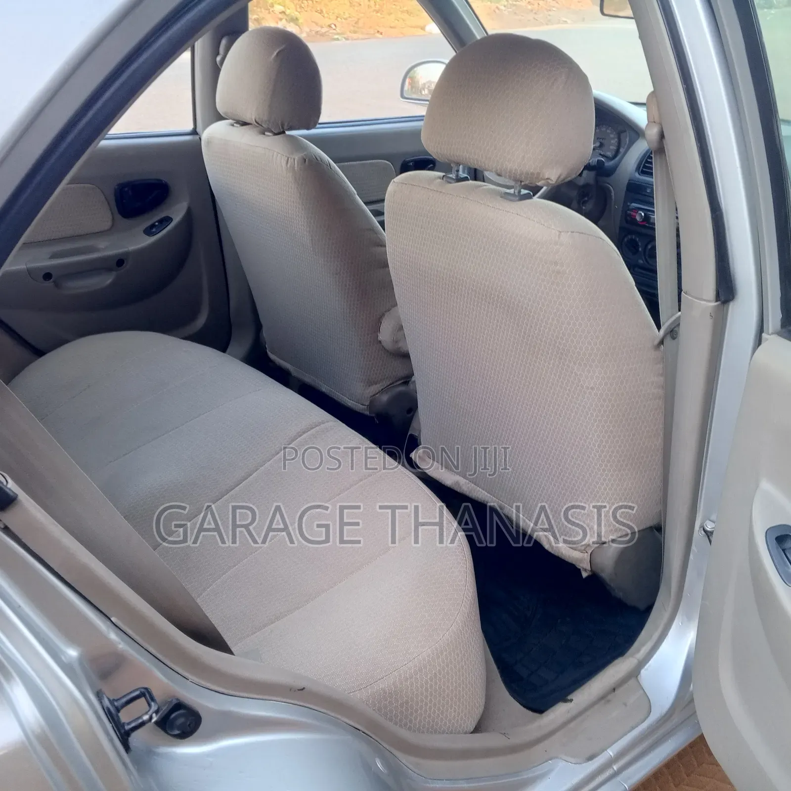 Hyundai Verna 2004 Silver