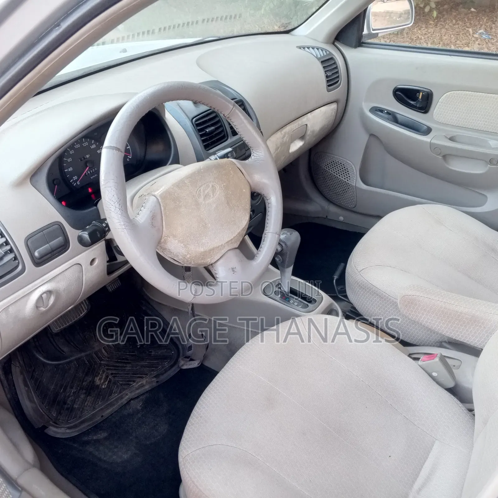 Hyundai Verna 2004 Silver