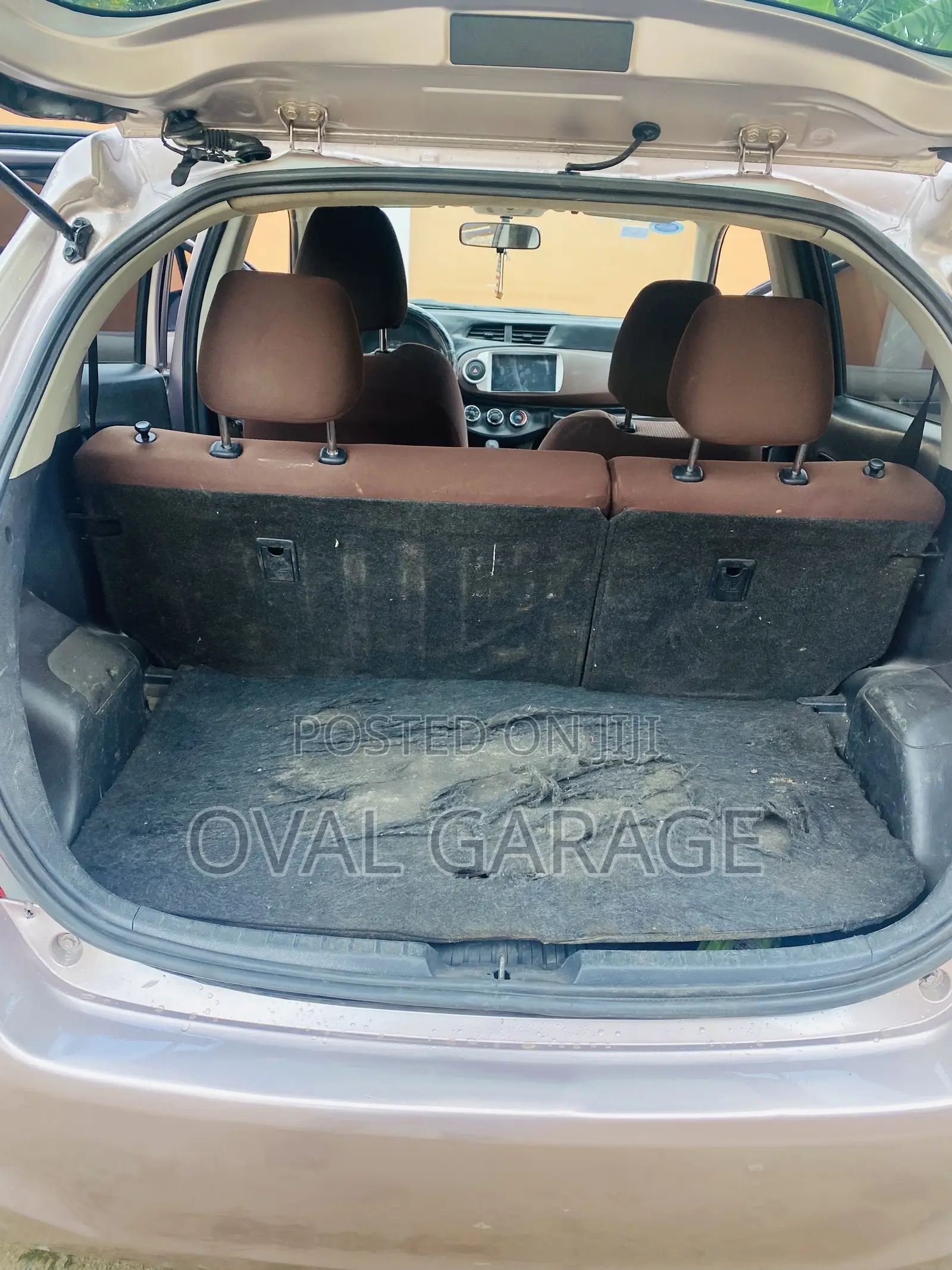Toyota Vitz 1.3 AWD 3dr 2012 Silver